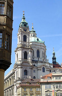 Sankt Nikolaus i Prag Sankt Nikolaus i Prag